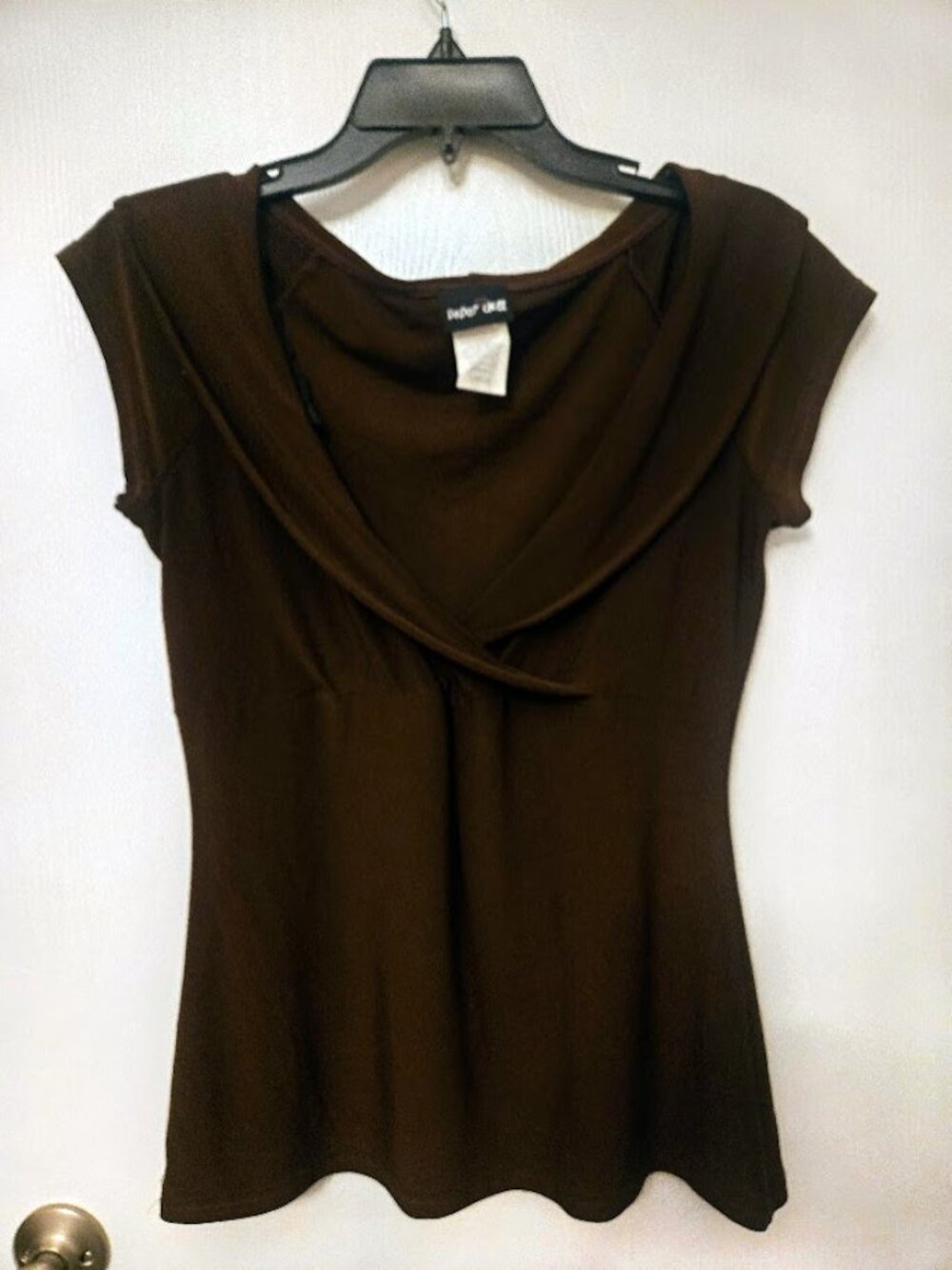Paper Doll chocolate brown cap sleeve top Size L